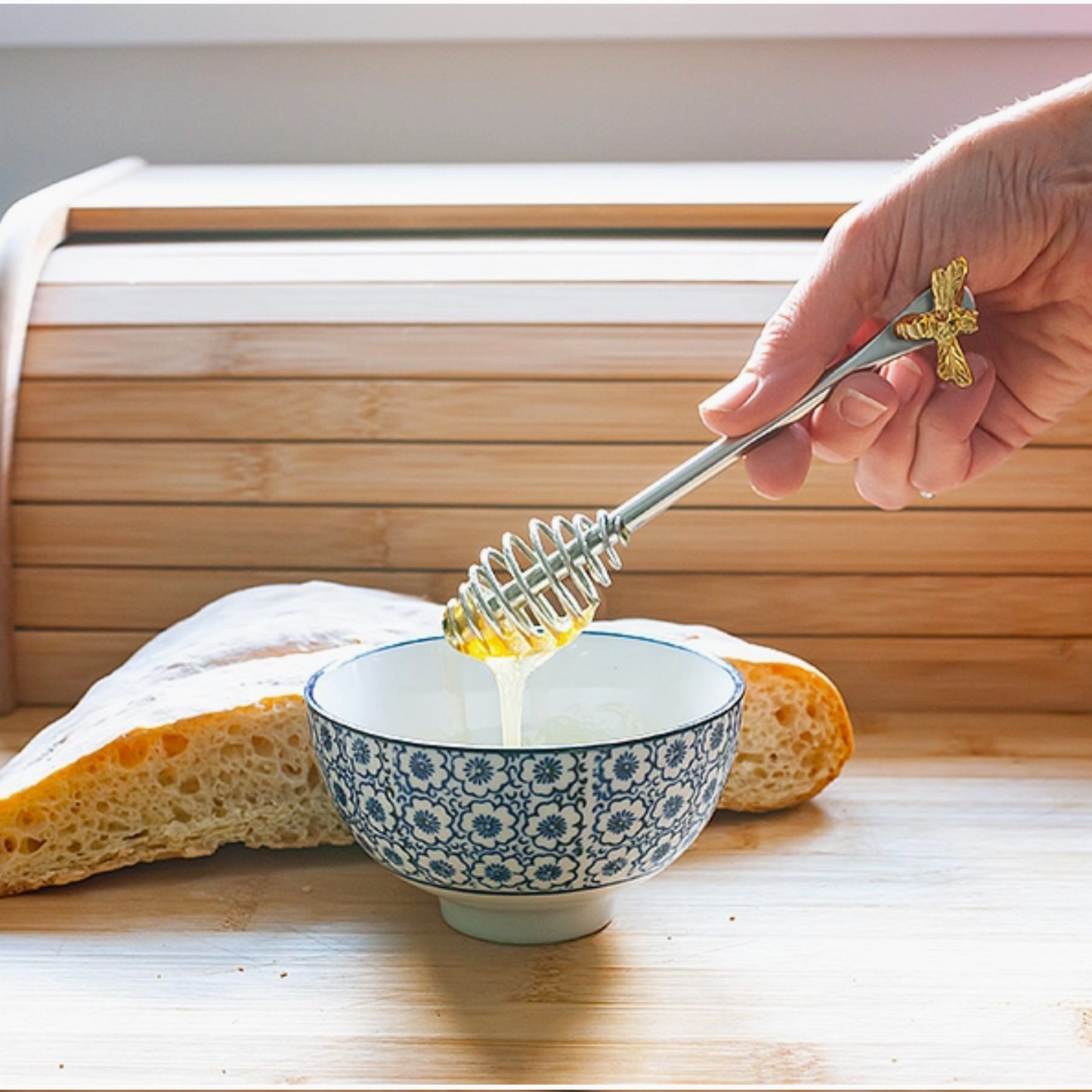 Bee Handle Honey Dauber - 6"L