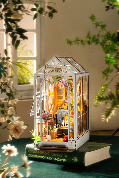 DIY Book Nook Kit: Garden House