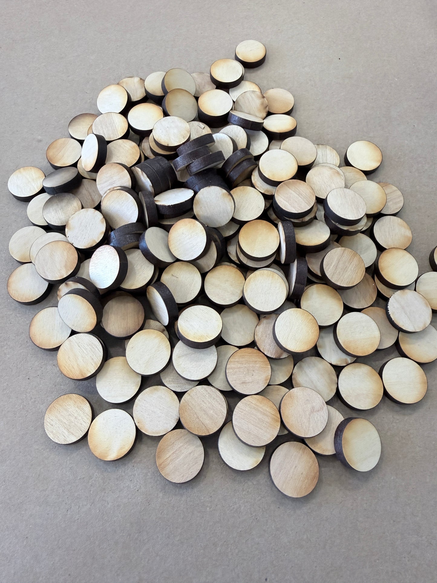 Wood Craft Coins – Bag of Birch Tokens for DIY Projects, Games & Craf
