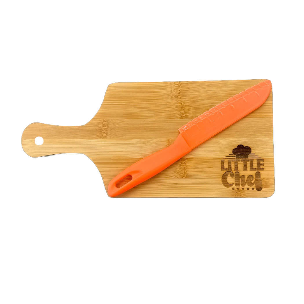 Little Chef Cutting Board and Knives Set