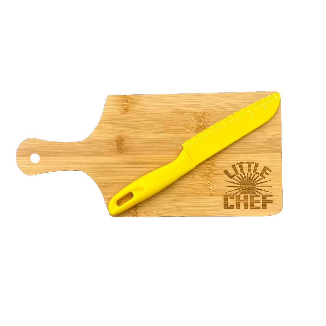 Little Chef Cutting Board and Knives Set