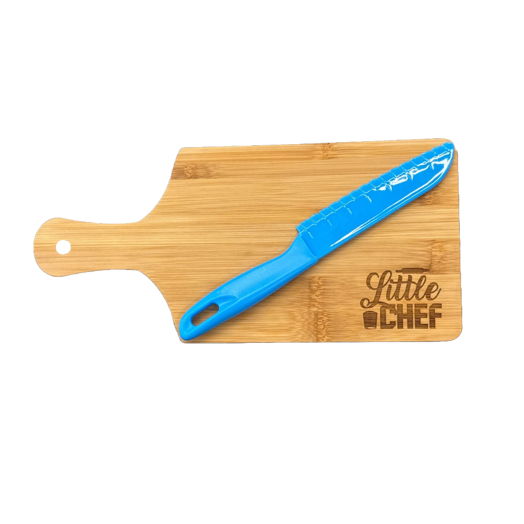Little Chef Cutting Board and Knives Set