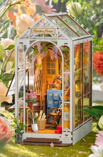 DIY Book Nook Kit: Garden House
