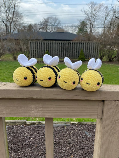 Mini Kawaii Bee Crochet Plushie